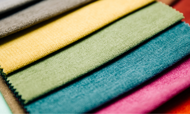 kolorowe materiały tapicerskie 