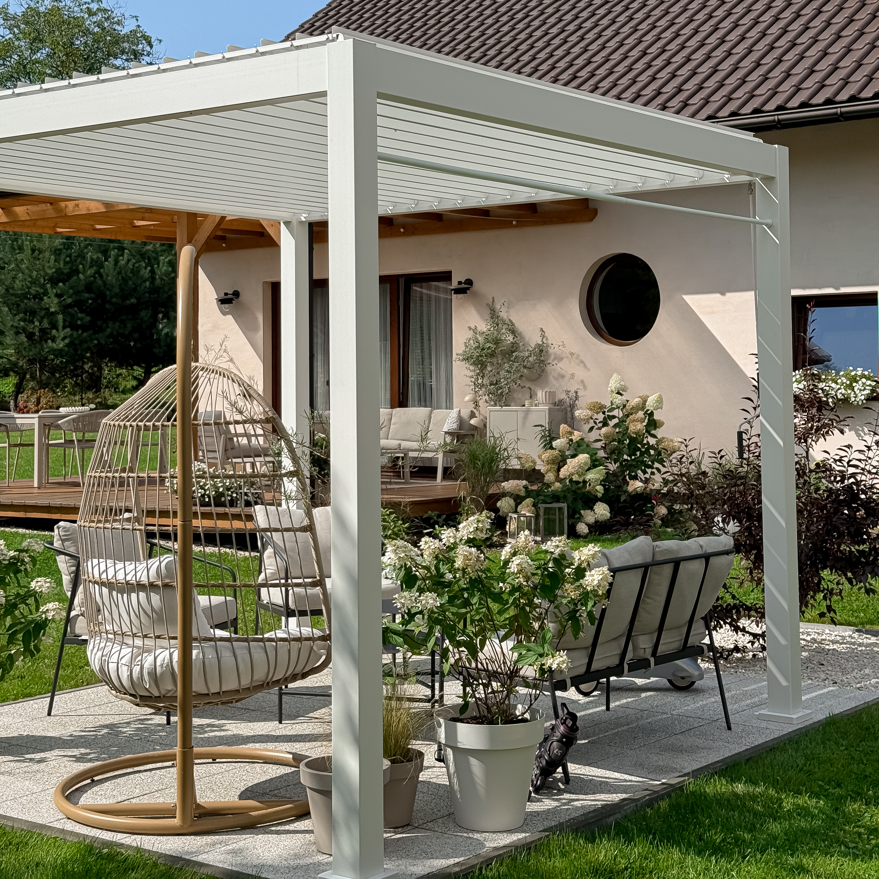 Pergola ogrodowa tarasowa 3x3 Premium White - Gutroof zdjęcie realizacji 4