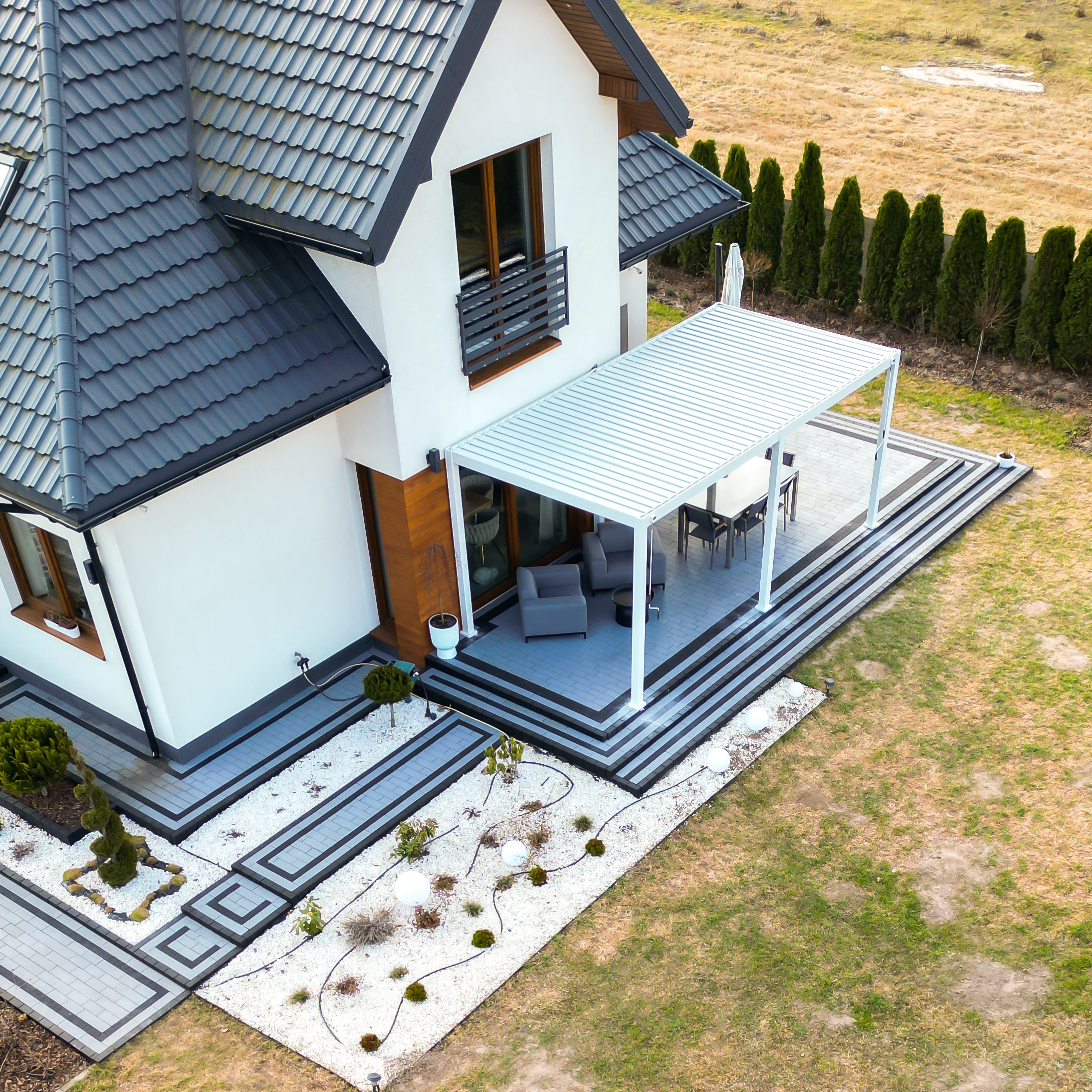 Solidna pergola tarasowa 3x6 Premium White - GUTROOF zdjęcie realizacji 6
