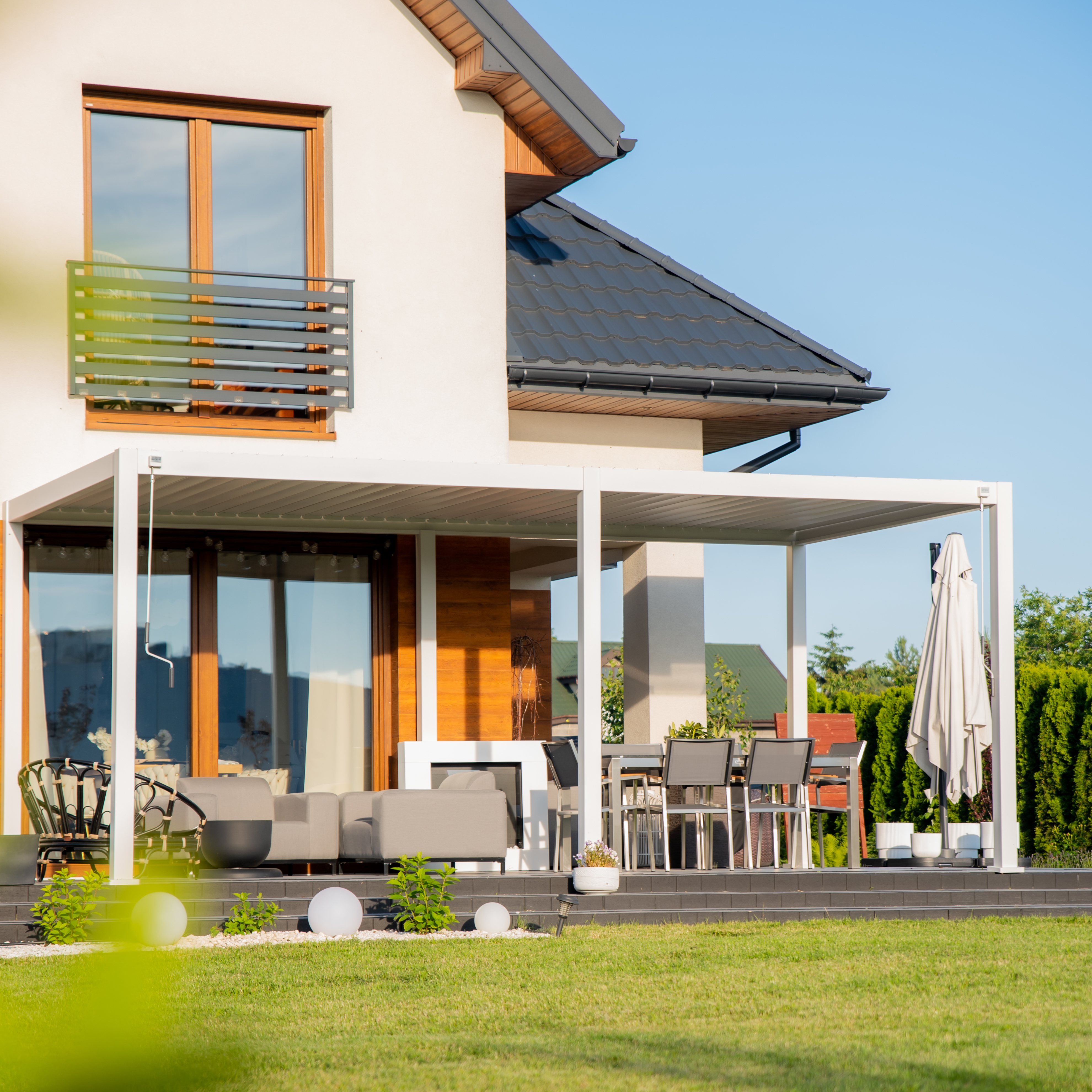 Solidna pergola tarasowa 3x6 Premium White - GUTROOF zdjęcie realizacji 13