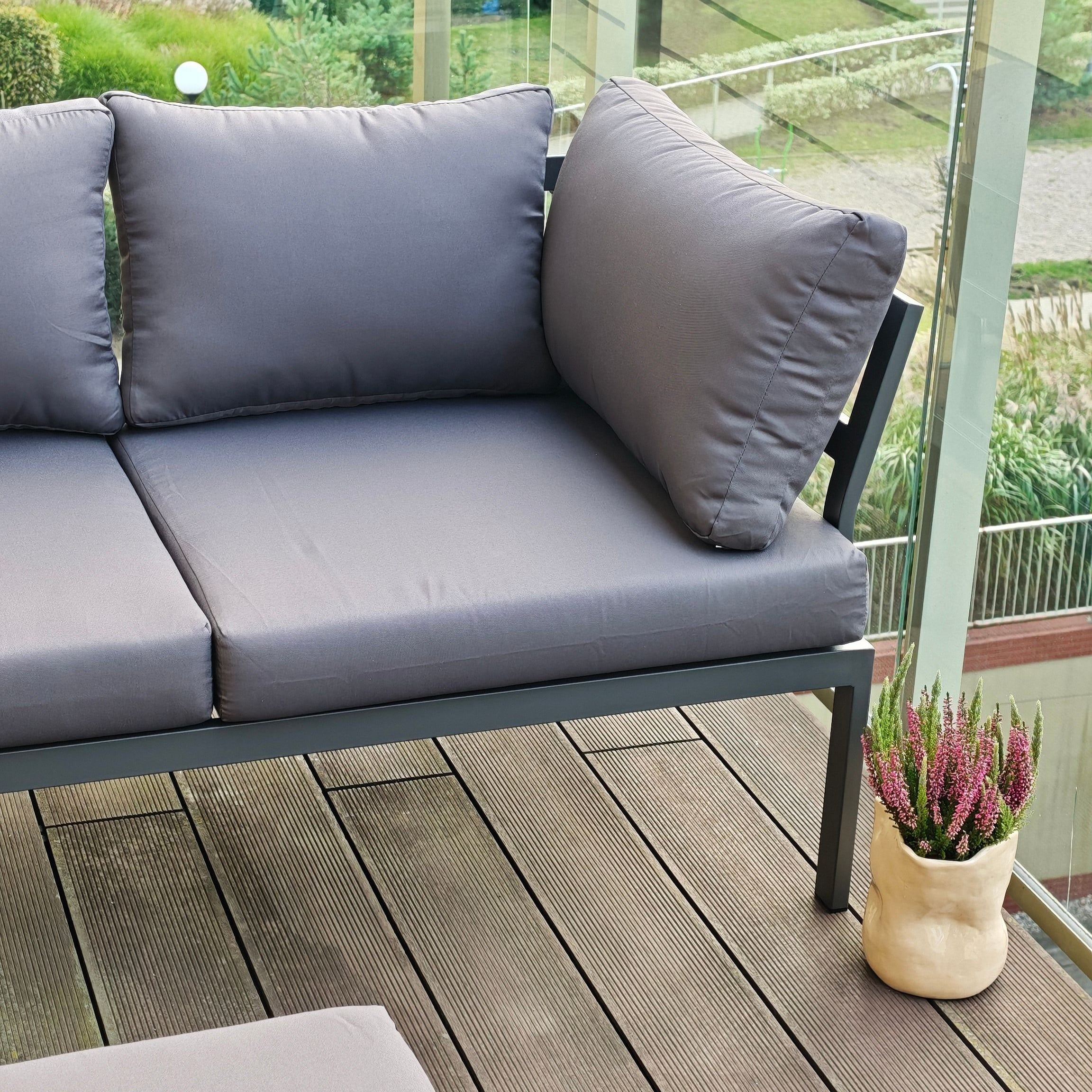 Sofa ogrodowa Java Dark Grey - Bjørkka zdjęcie realizacji 7