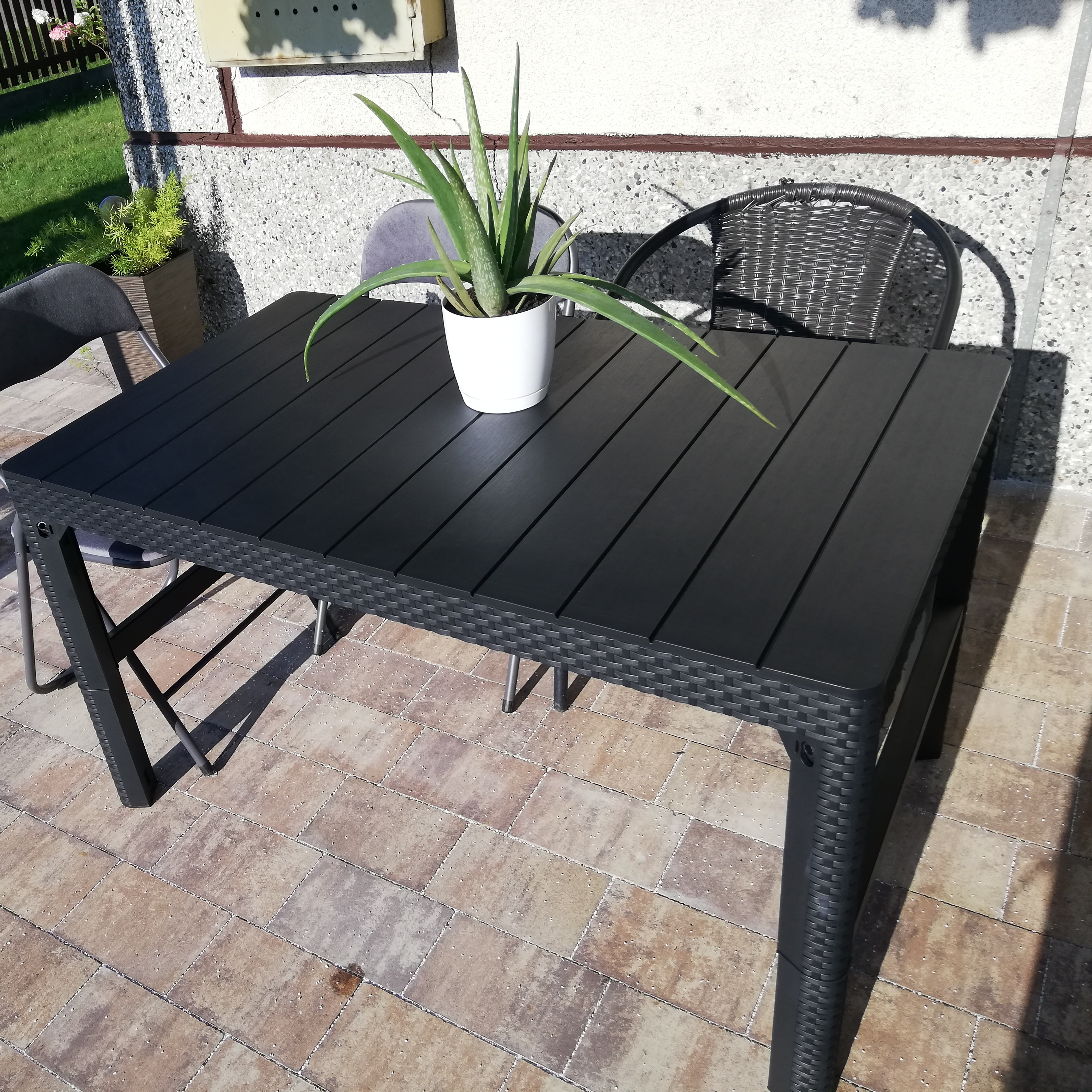 Stół ogrodowy LYON Graphite zdjęcie realizacji 4