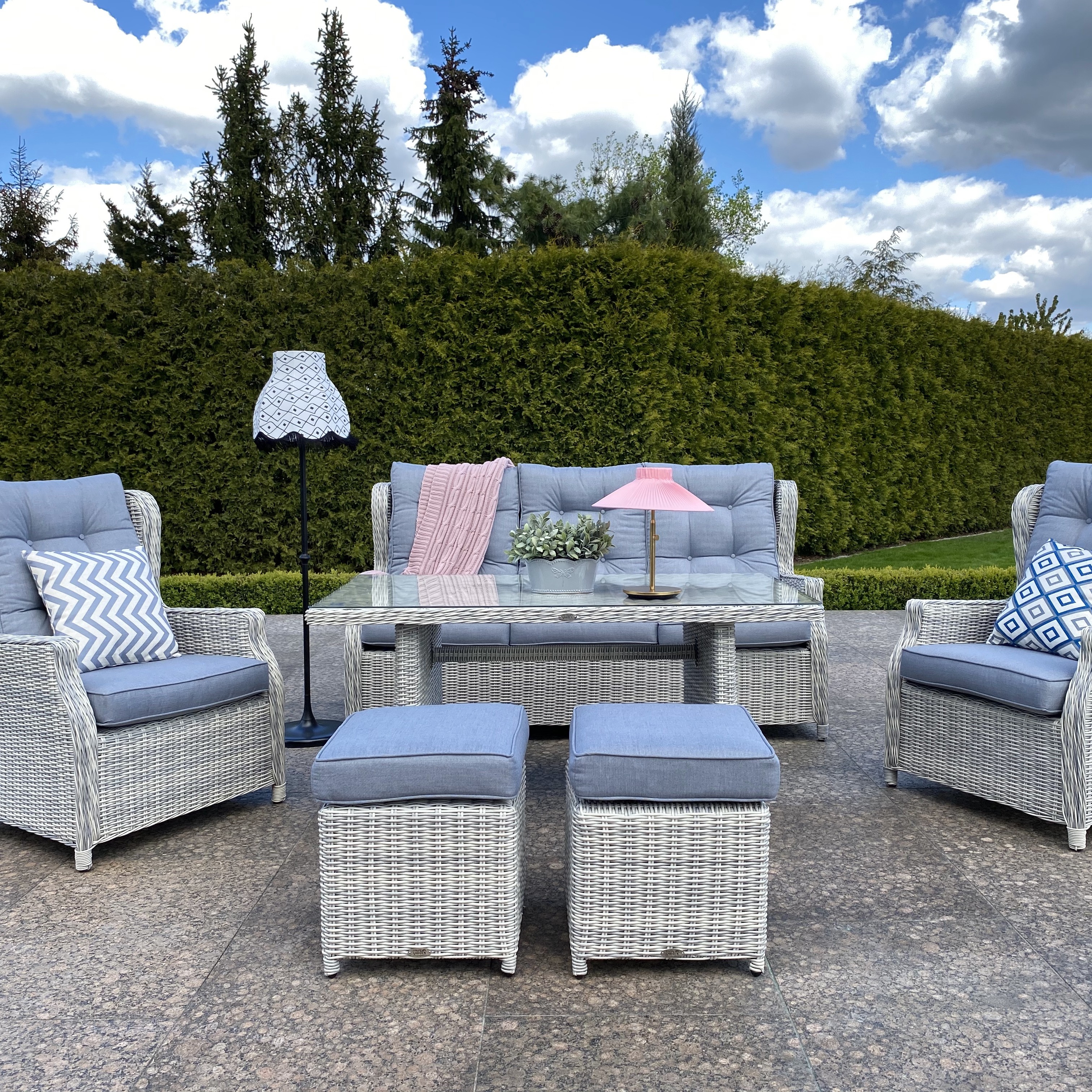 Meble technorattanowe TRIVENTO 3 DINING + PUFY White Grey - Bjørkka  zdjęcie realizacji 3