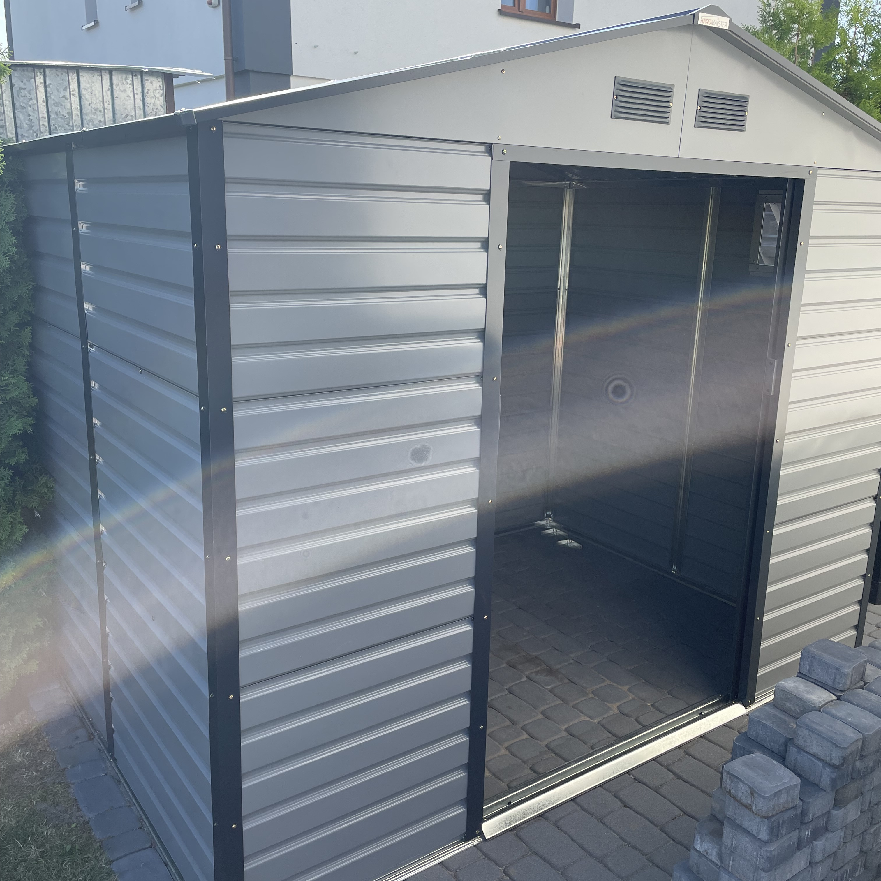 Domek narzędziowy MONTREAL 277x195cm Light Grey - Hardmaister zdjęcie realizacji 1