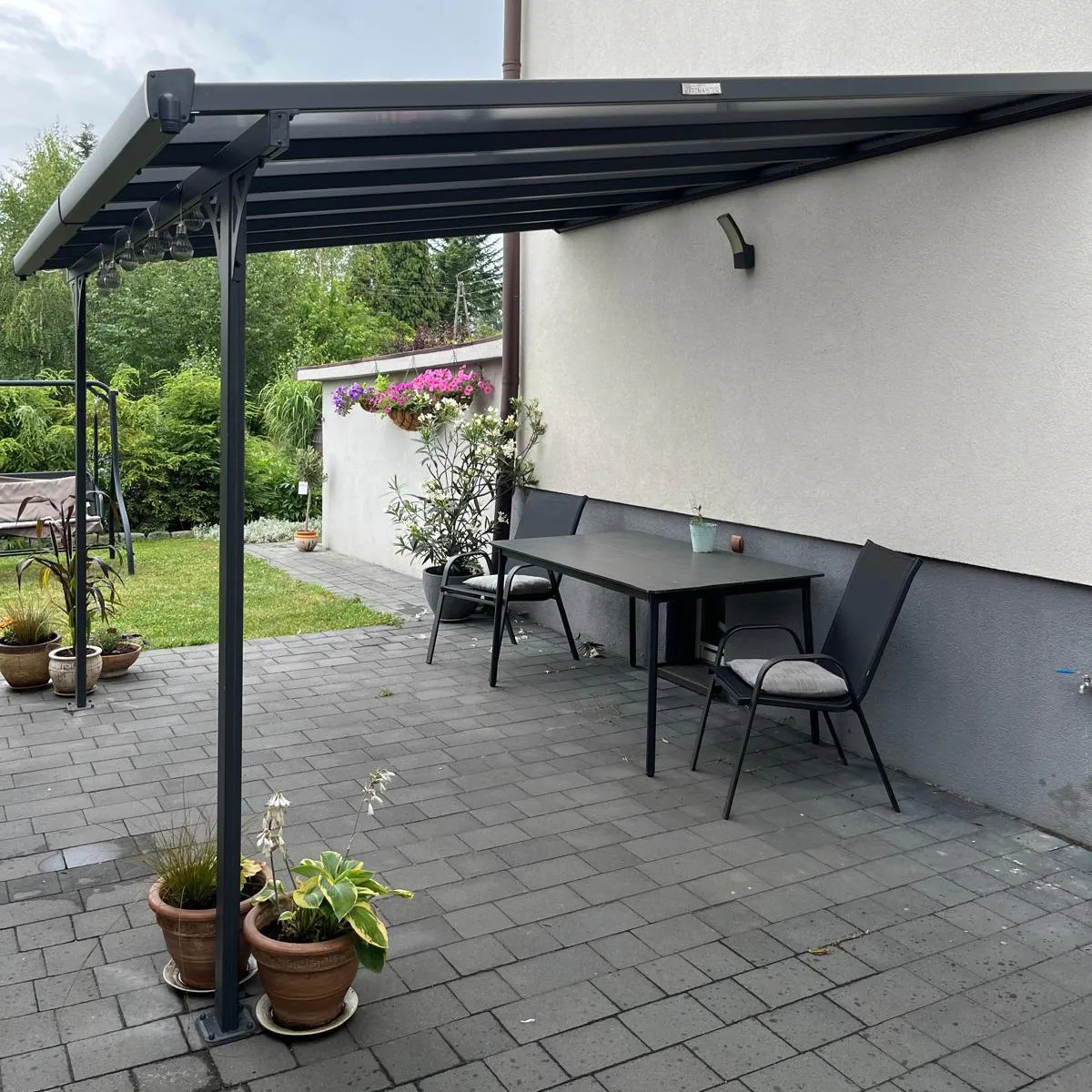 Wiata tarasowa ATLANTA 3,7x3m Cold Grey zdjęcie realizacji 4
