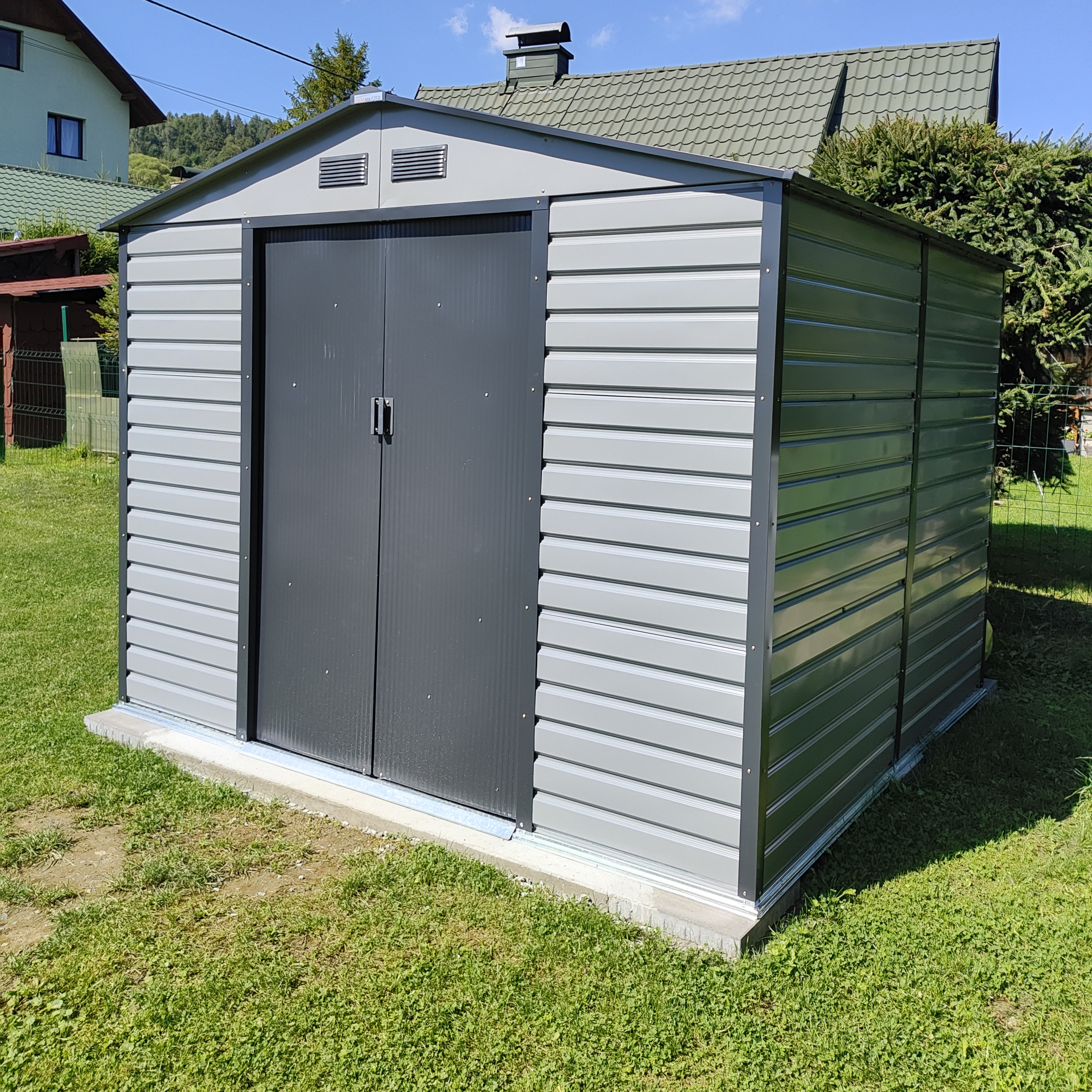 Domek narzędziowy MONTREAL 277x259cm Light Grey - Hardmaister zdjęcie realizacji 2