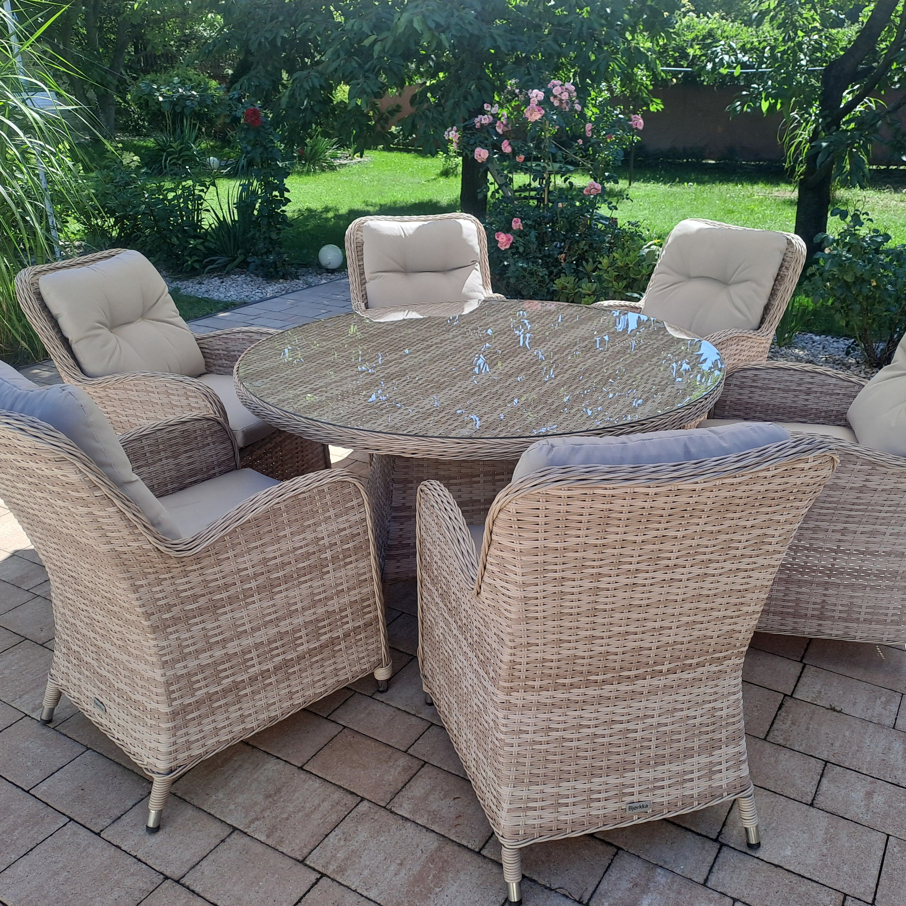 Meble z technorattanu BARCELONA 6+1 Beige zdjęcie realizacji 1