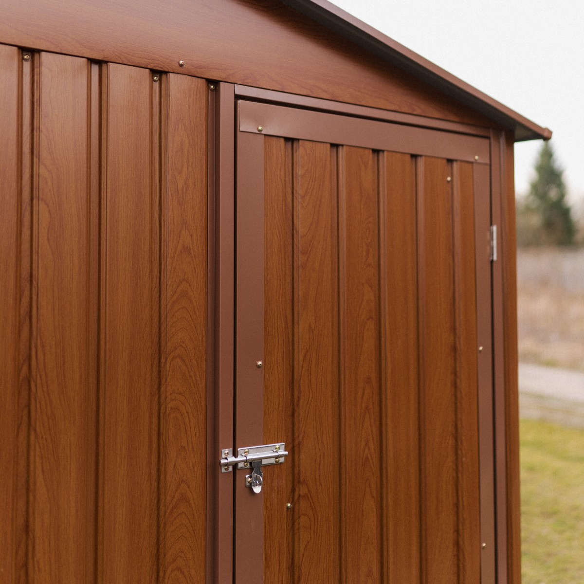 Domek narzędziowy FALCON 340x194cm Walnut - Hardmaister zdjęcie realizacji 2