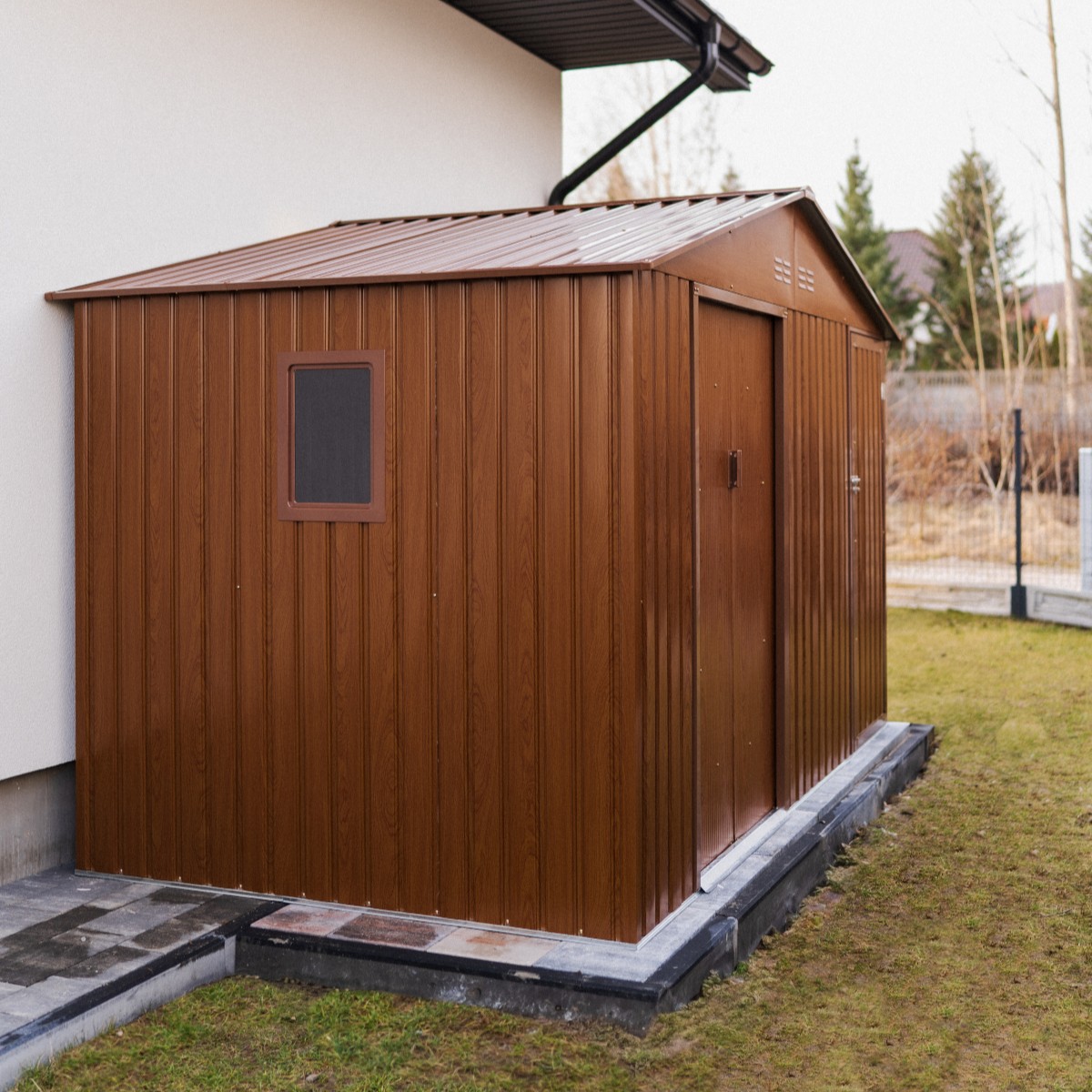 Domek narzędziowy FALCON 340x194cm Walnut - Hardmaister zdjęcie realizacji 6