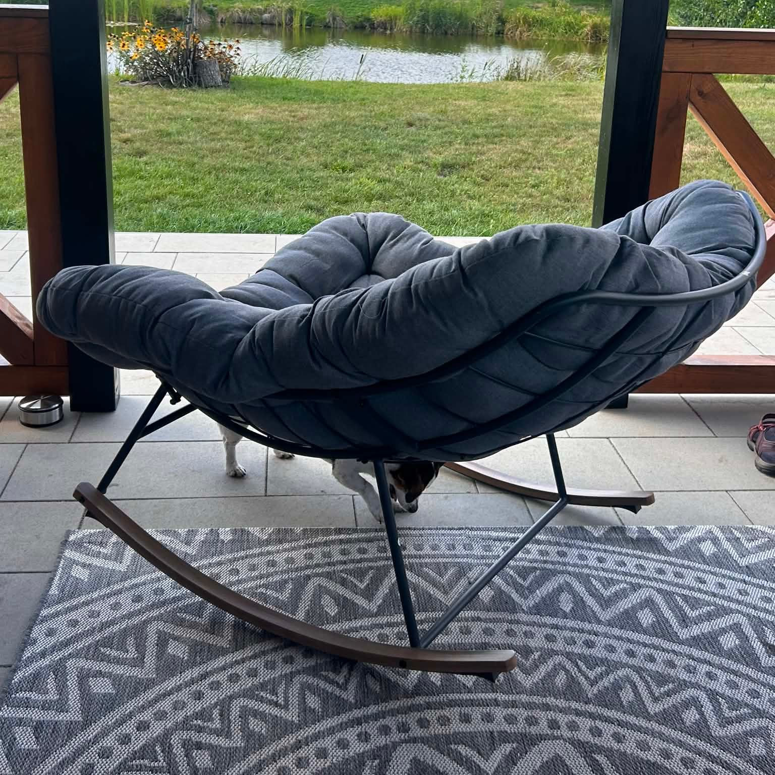 Fotel bujany RONDA Dark Grey - Bjørkka zdjęcie realizacji 7
