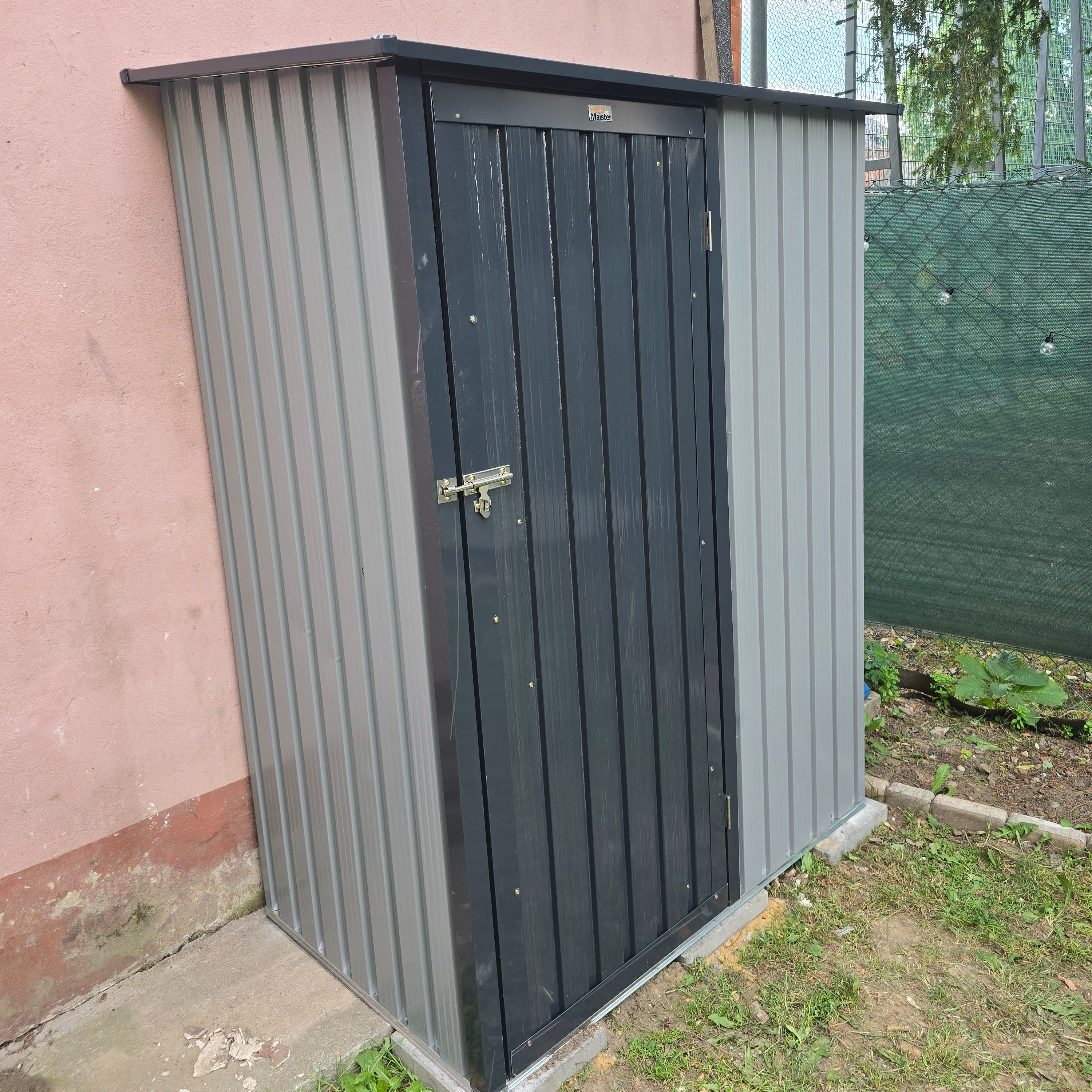 Metalowa szopka ogrodowa KENT 143x89cm Light Grey - HARDMAISTER zdjęcie realizacji 1
