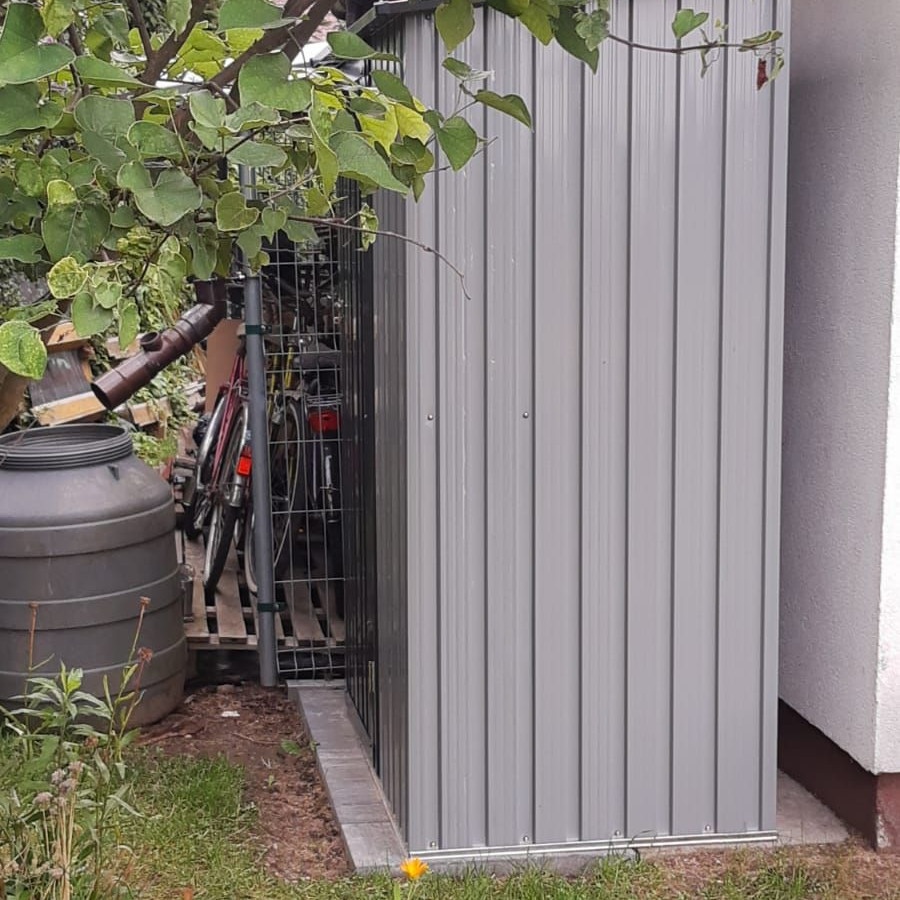 Metalowa szopka ogrodowa KENT 143x89cm Light Grey - HARDMAISTER zdjęcie realizacji 9