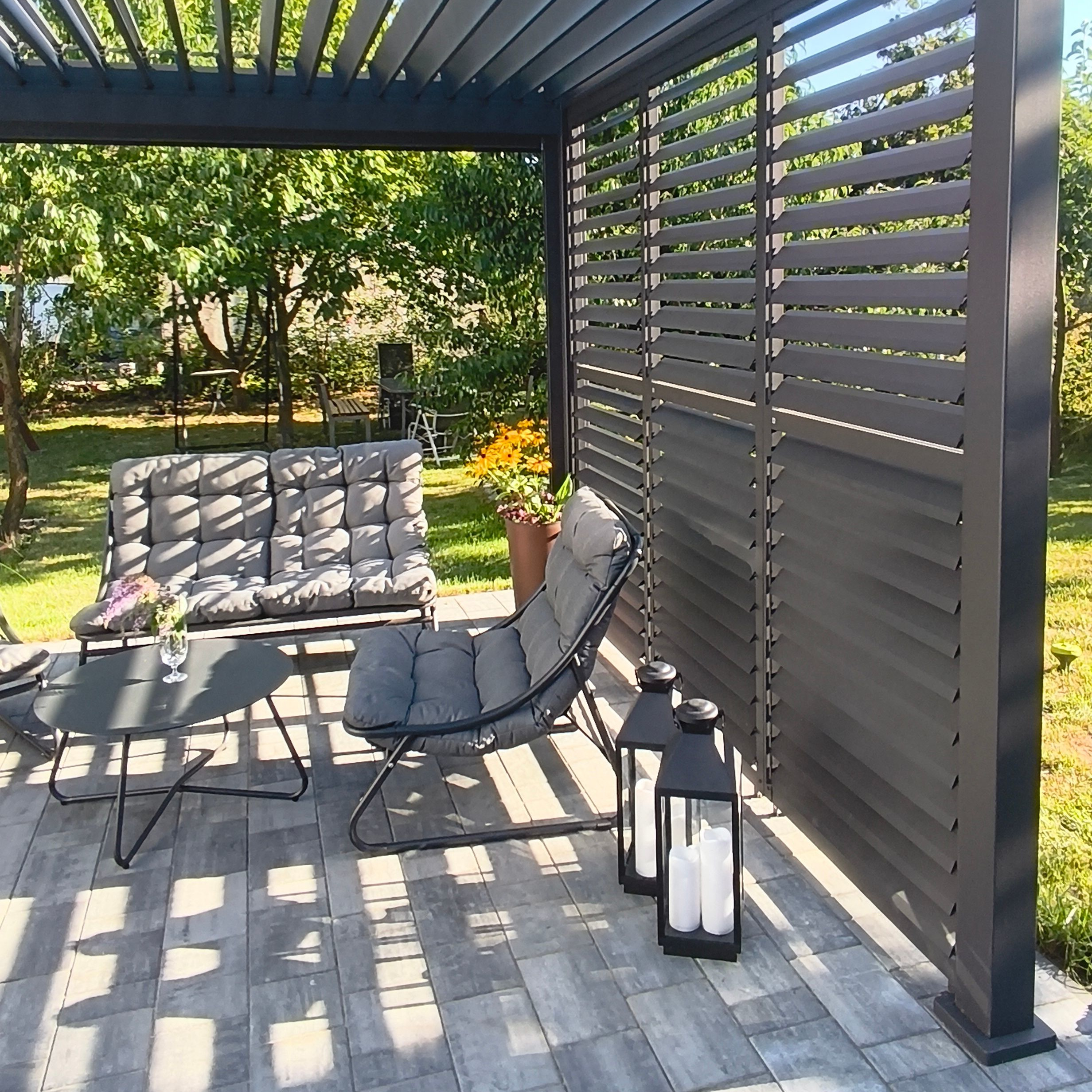 Regulowany panel żaluzjowy do pergoli PREMIUM 3m, anthracite - GUTROOF  zdjęcie realizacji 1