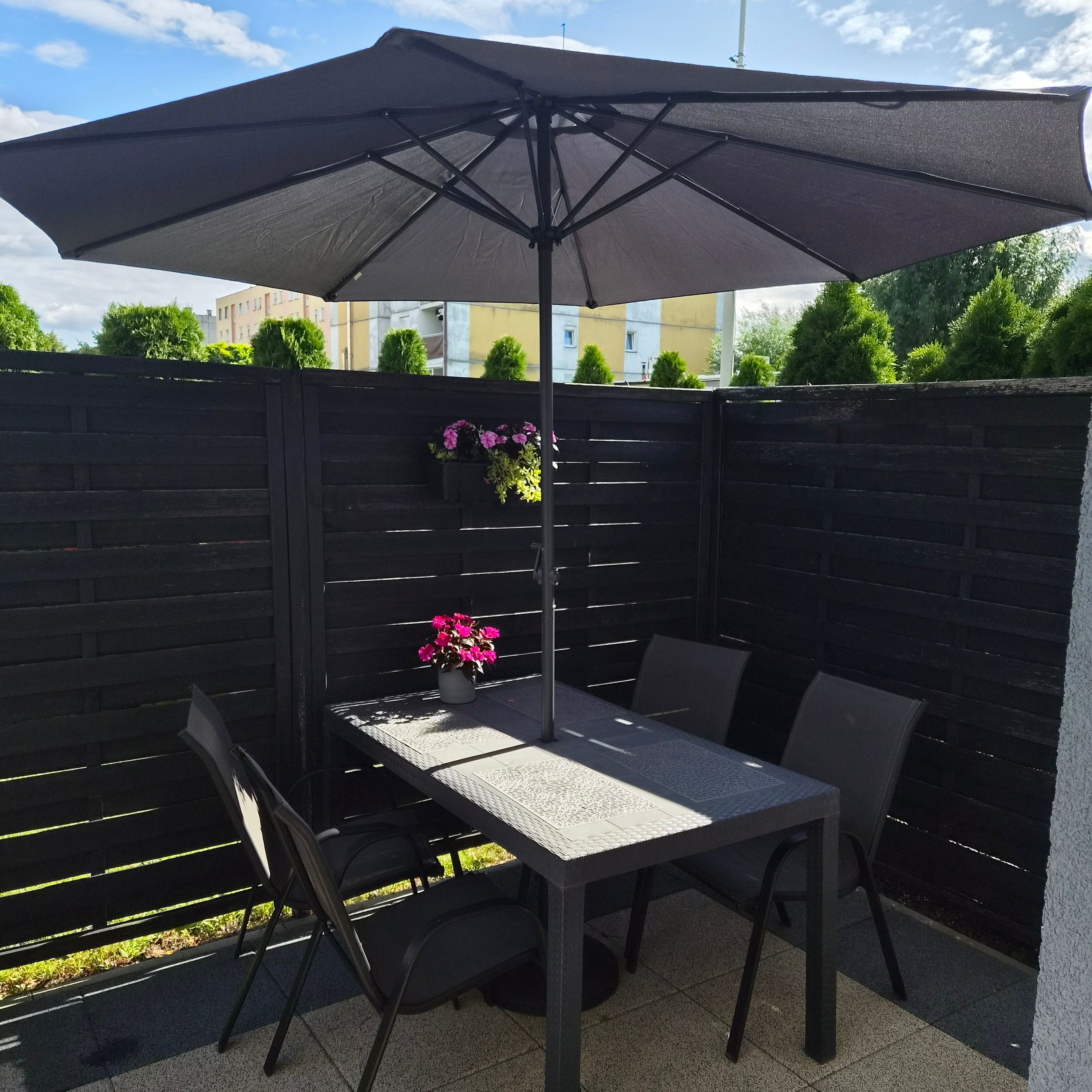 Parasol ogrodowy MOOREA 3m Dark Grey - Bjørkka zdjęcie realizacji 1