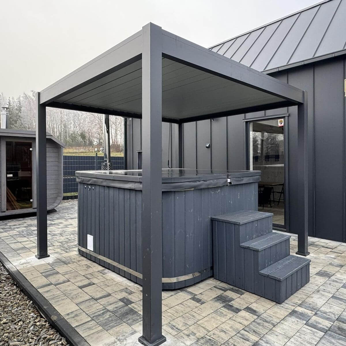Pergola tarasowa ELEGANCE 3x3 Anthracite/Light Grey - Gutroof zdjęcie realizacji 3