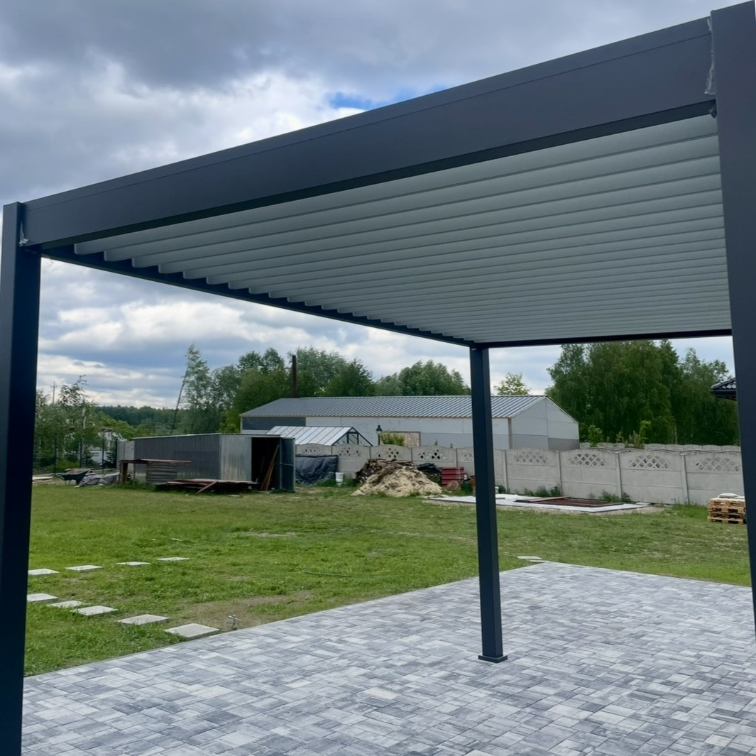 Pergola ogrodowa na taras ELEGANCE 3x4 Anthracite/Light Grey - Gutroof  zdjęcie realizacji 5