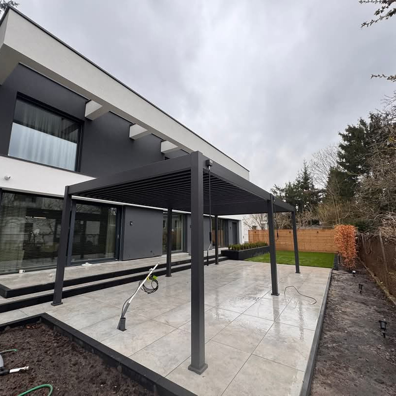 Pergola tarasowa 3.6x7.2 DELUXE Anthracite - Gutroof  zdjęcie realizacji 2