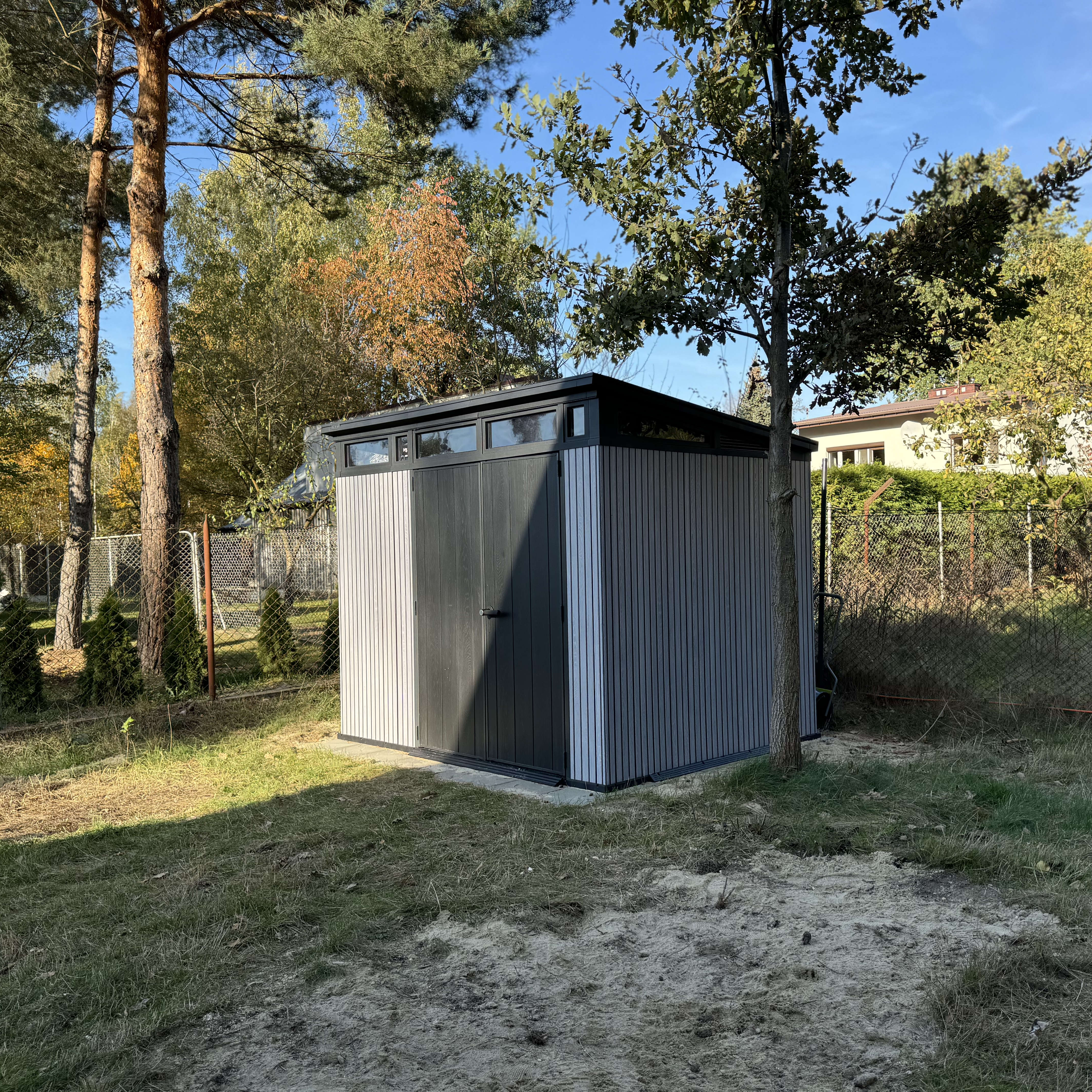 Domek narzędziowy PENTHOUSE 7x7 Grey Signature Collection - Keter zdjęcie realizacji 2