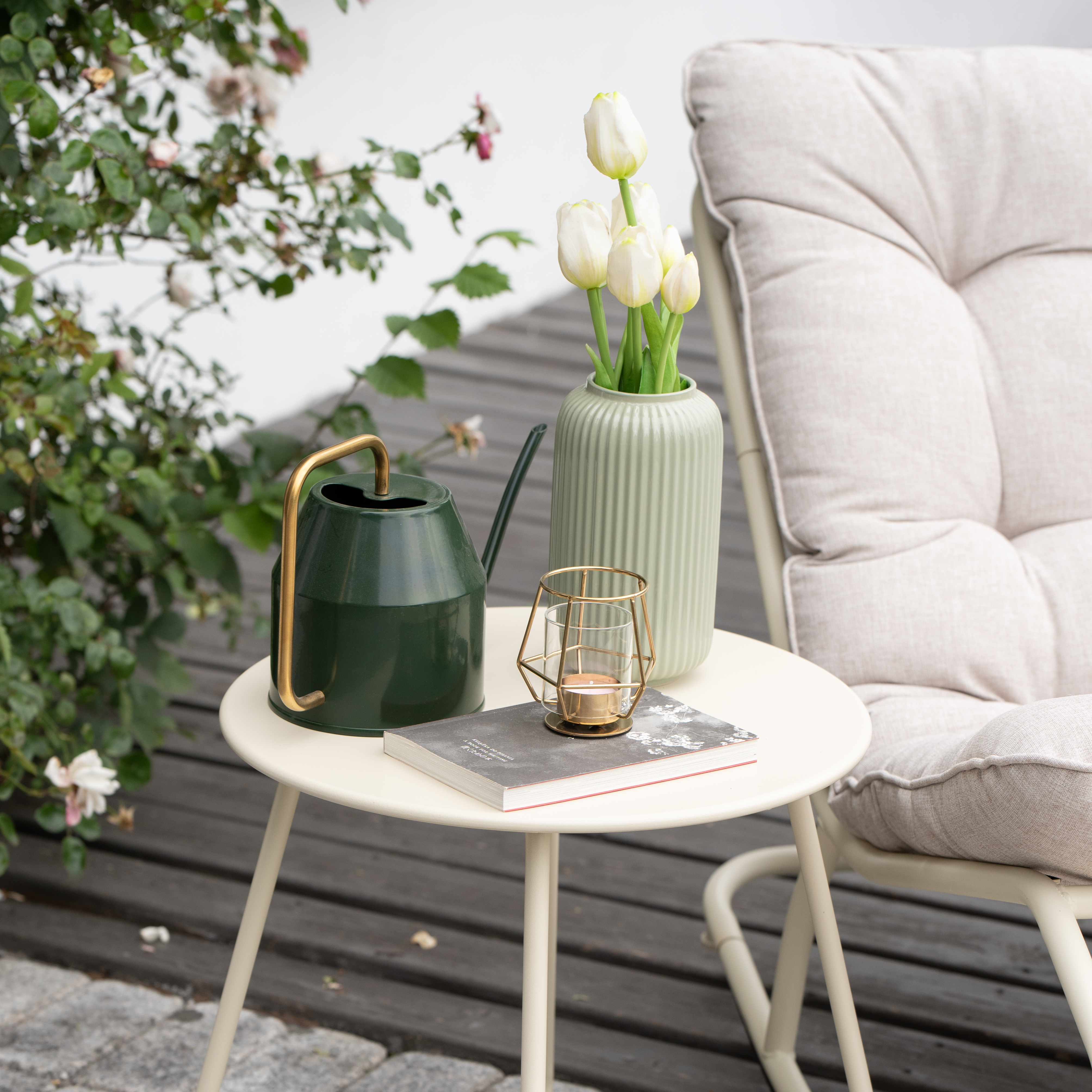 Fotel bujany tarasowy AGAVA z stolikem ART Light Beige - Bjørkka zdjęcie realizacji 5