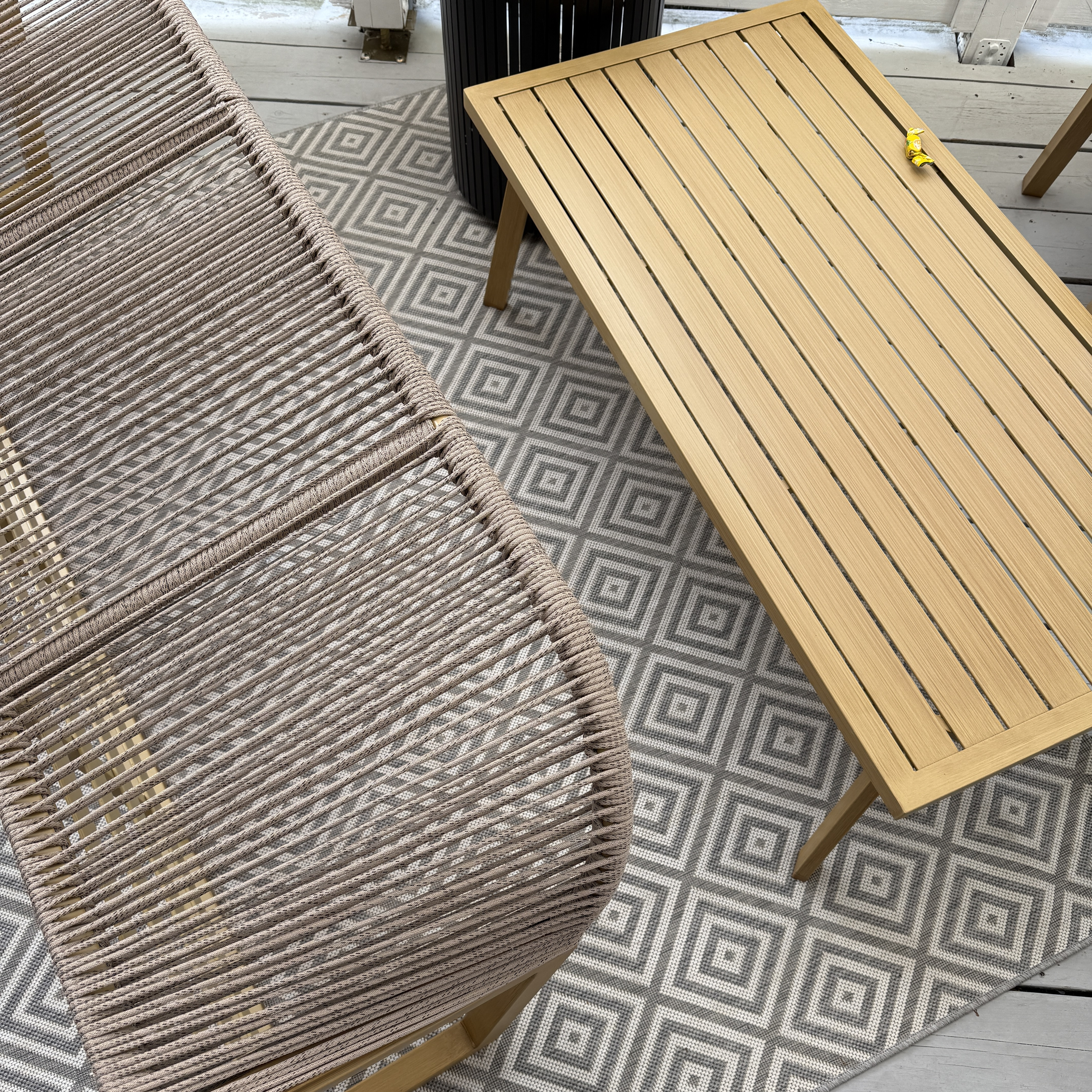 Zestaw ogrodowy LOARA CAFFE MAX WOOD LOOK - Bjørkka zdjęcie realizacji 1