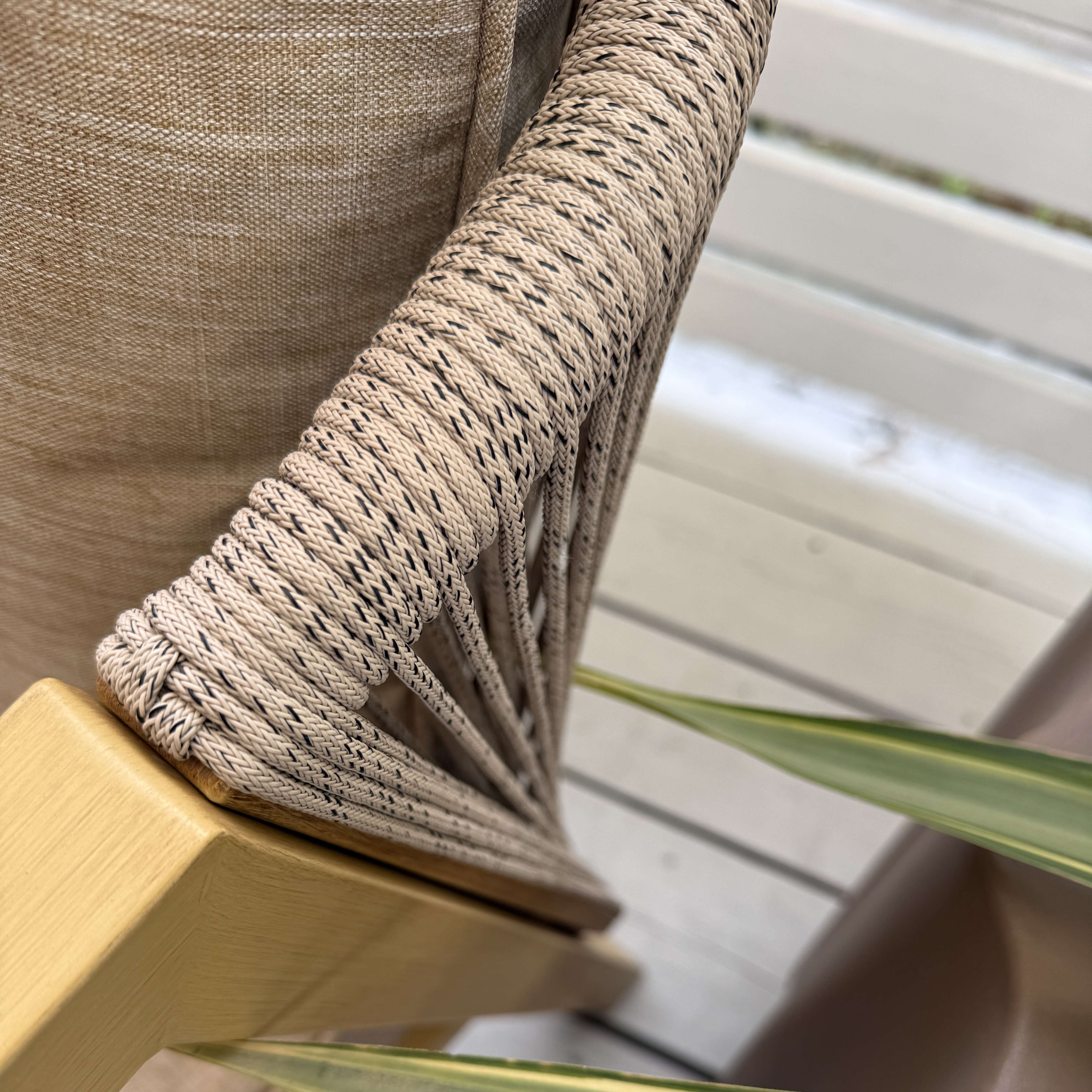Zestaw ogrodowy LOARA CAFFE MAX WOOD LOOK - Bjørkka zdjęcie realizacji 3
