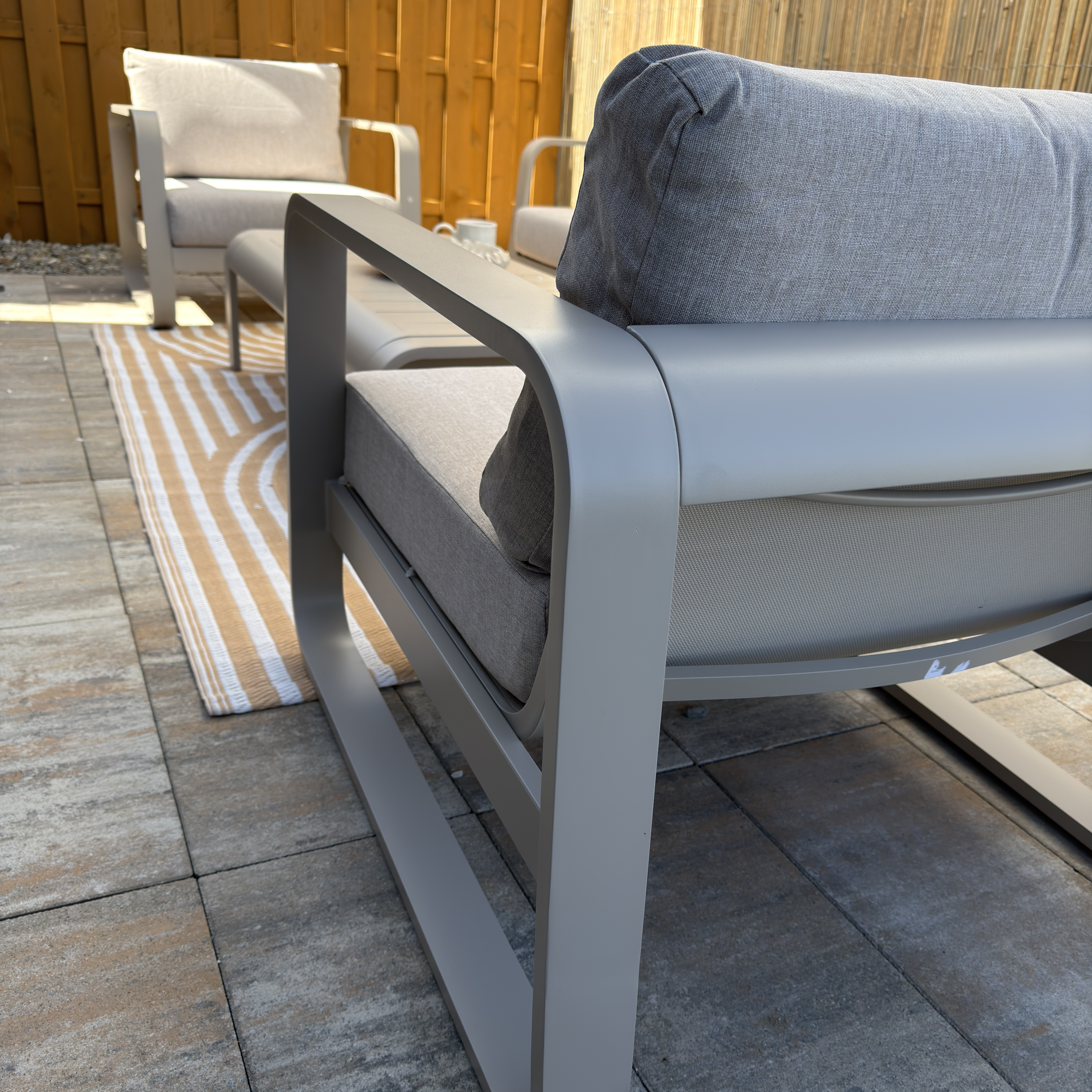 Zestaw mebli ogrodowych ANTALYA CAFFE Light Beige - Bjørkka zdjęcie realizacji 10