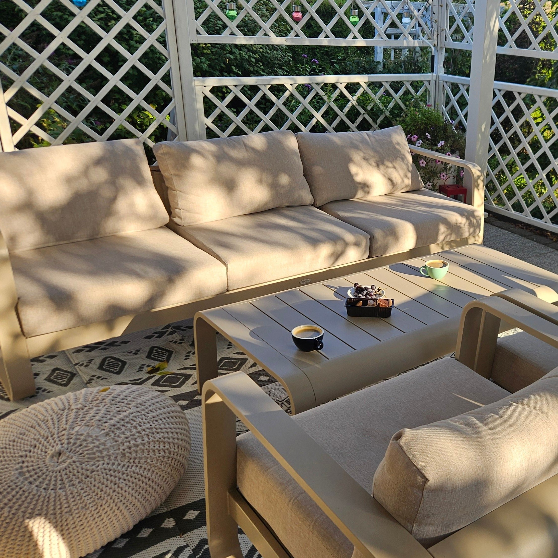 Zestaw mebli ogrodowych ANTALYA CAFFE Light Beige - Bjørkka zdjęcie realizacji 4