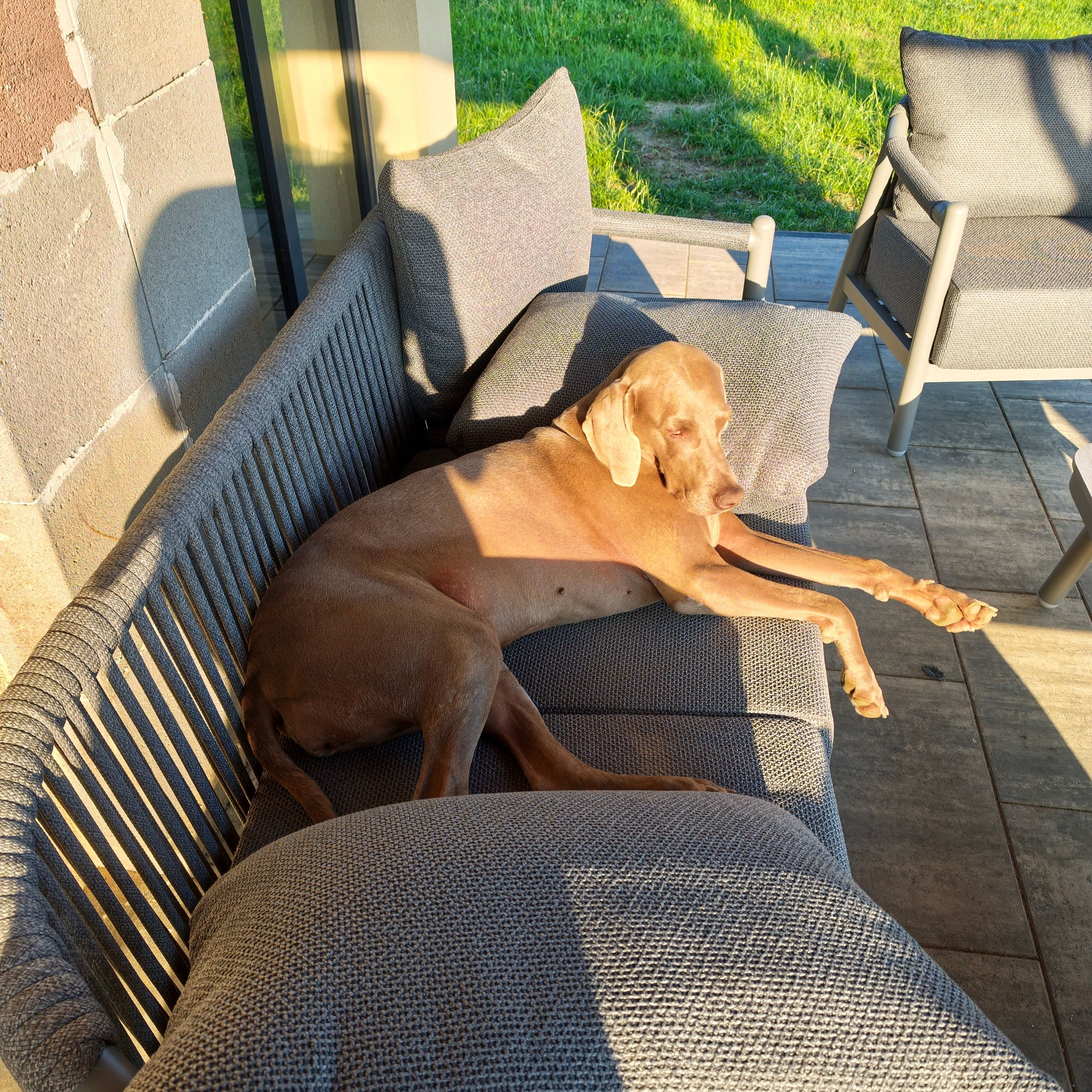 Meble tarasowe z aluminium MONTI CAFFE GREY - FURRORE zdjęcie realizacji 4