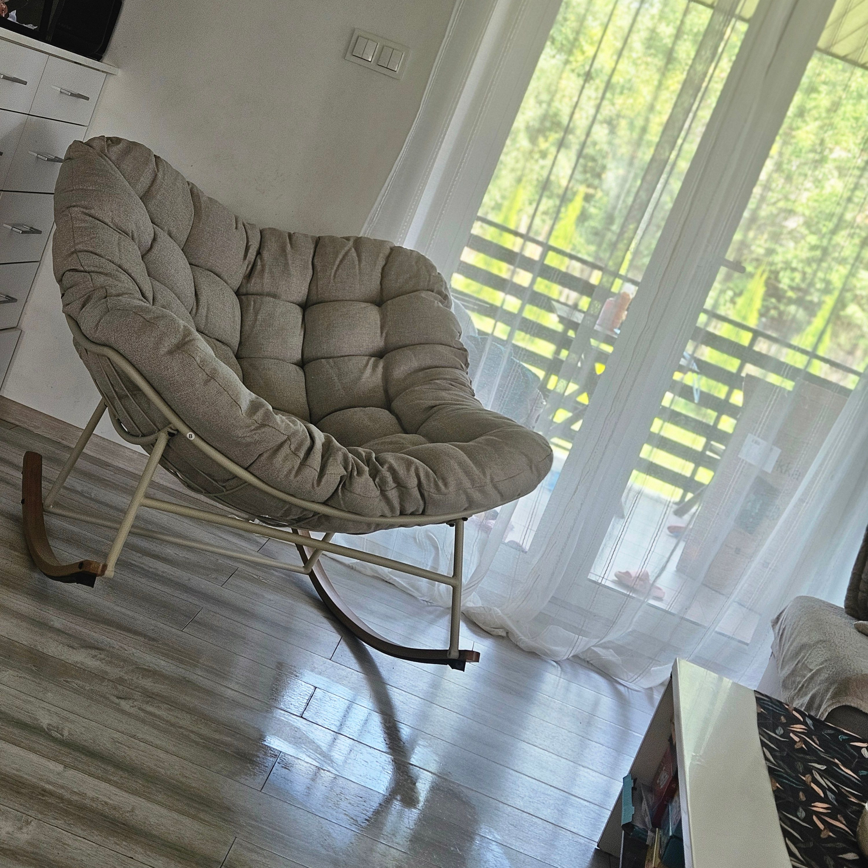 Fotel bujany RONDA Light Beige - BJORKKA zdjęcie realizacji 9