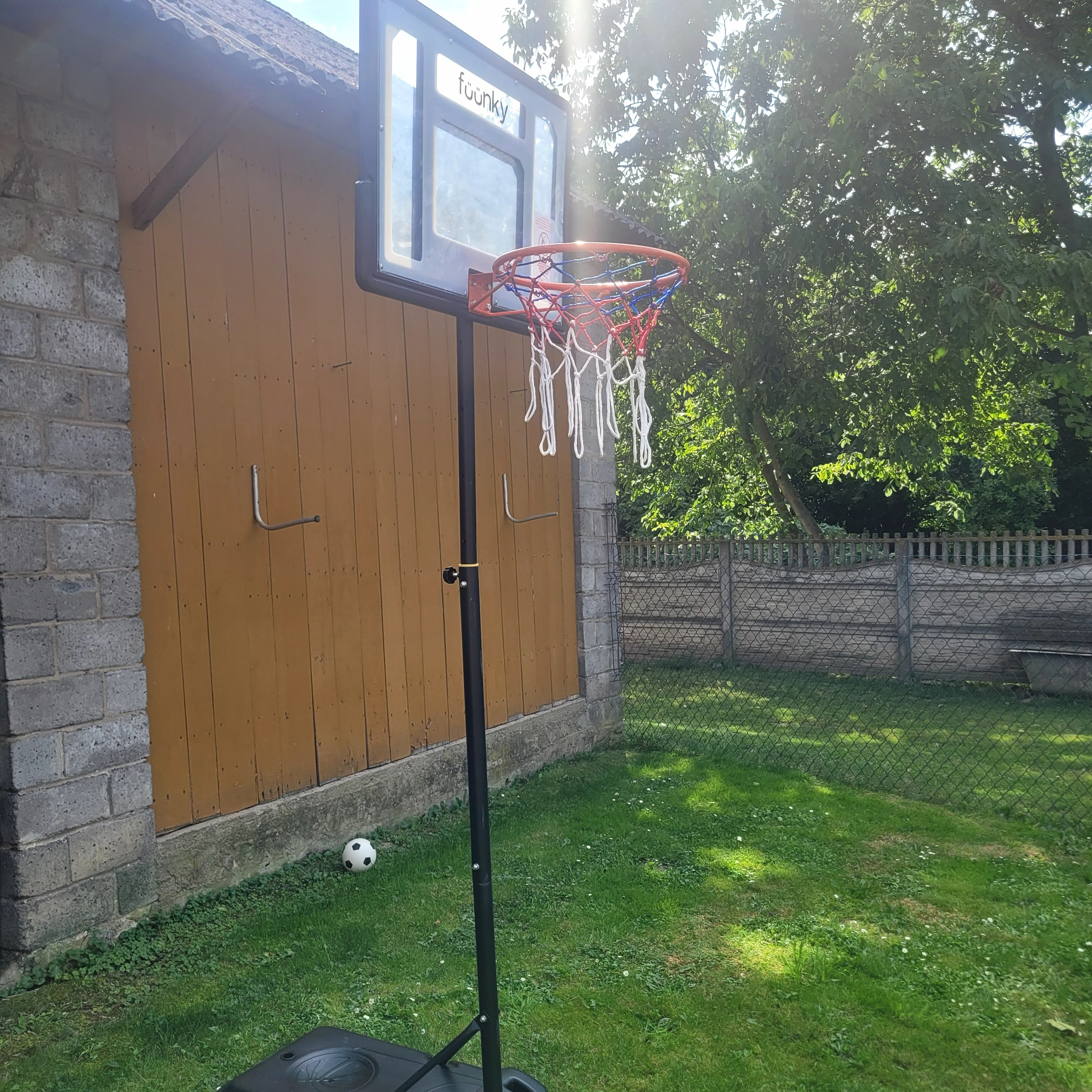 Mobilny kosz do gry w koszykówkę 150-210 cm - Fuunky zdjęcie realizacji 2