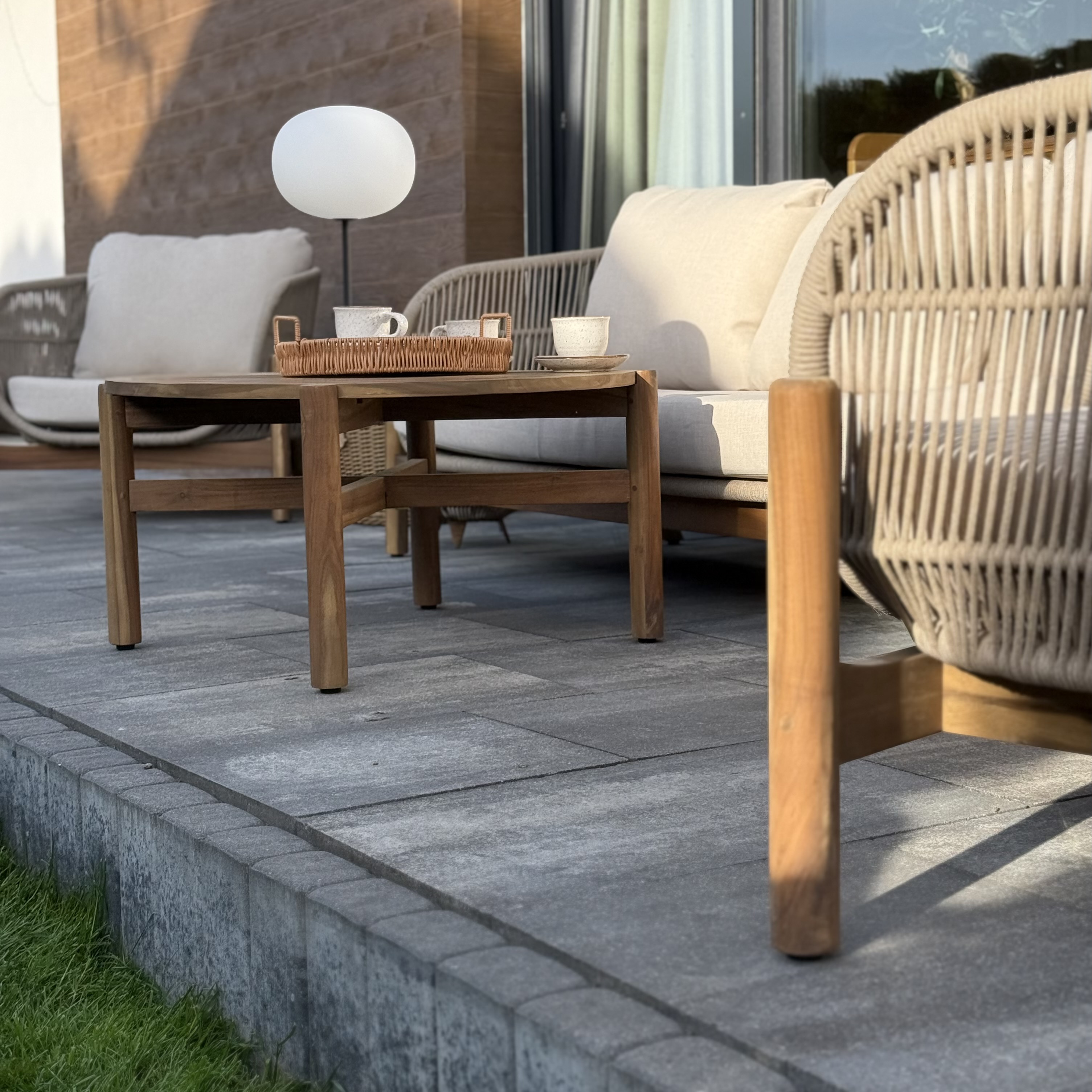 Zestaw mebli na taras BERGEN CAFFE MAX Acacia Wood - Bjørkka zdjęcie realizacji 1