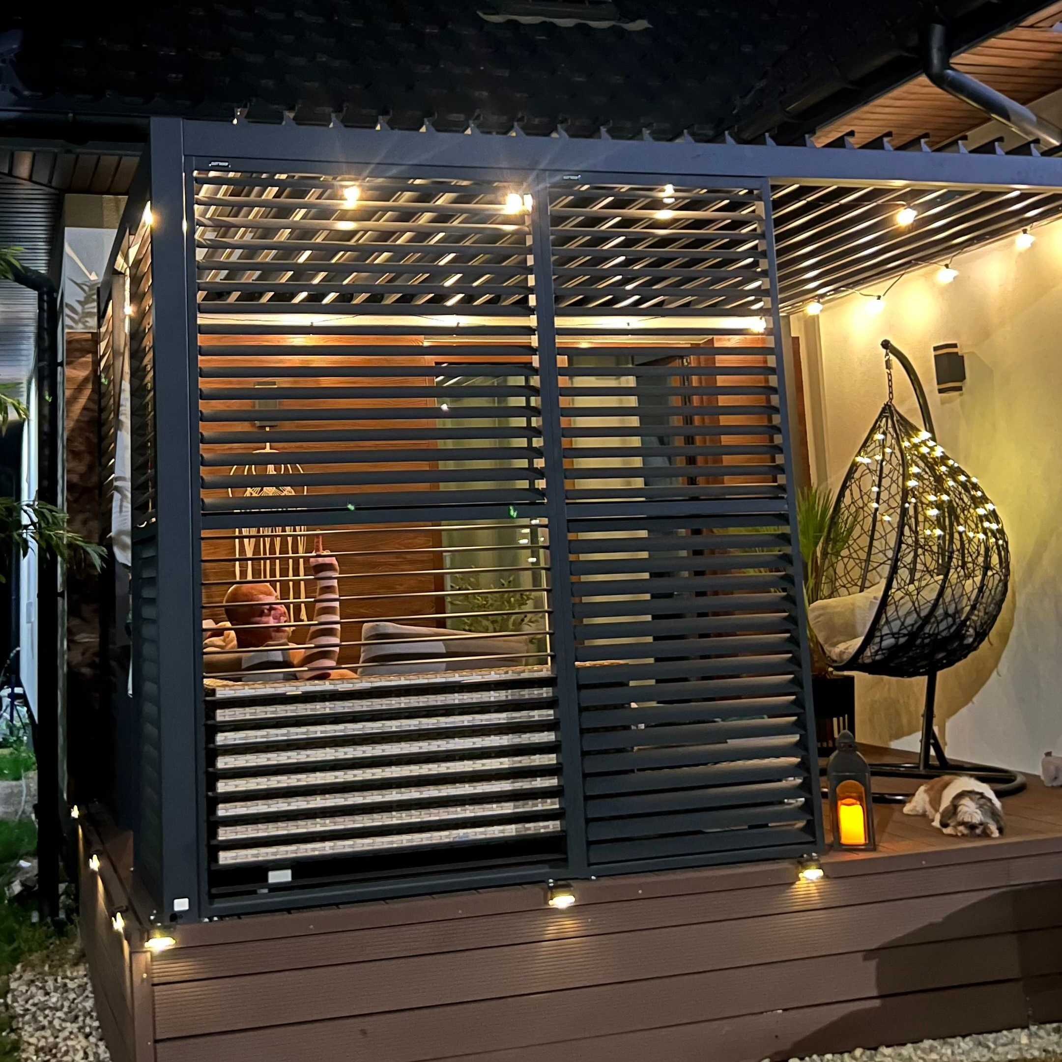 Pergola ogrodowa tarasowa PRIMARY 3x4 Anthracite - Gutroof zdjęcie realizacji 1