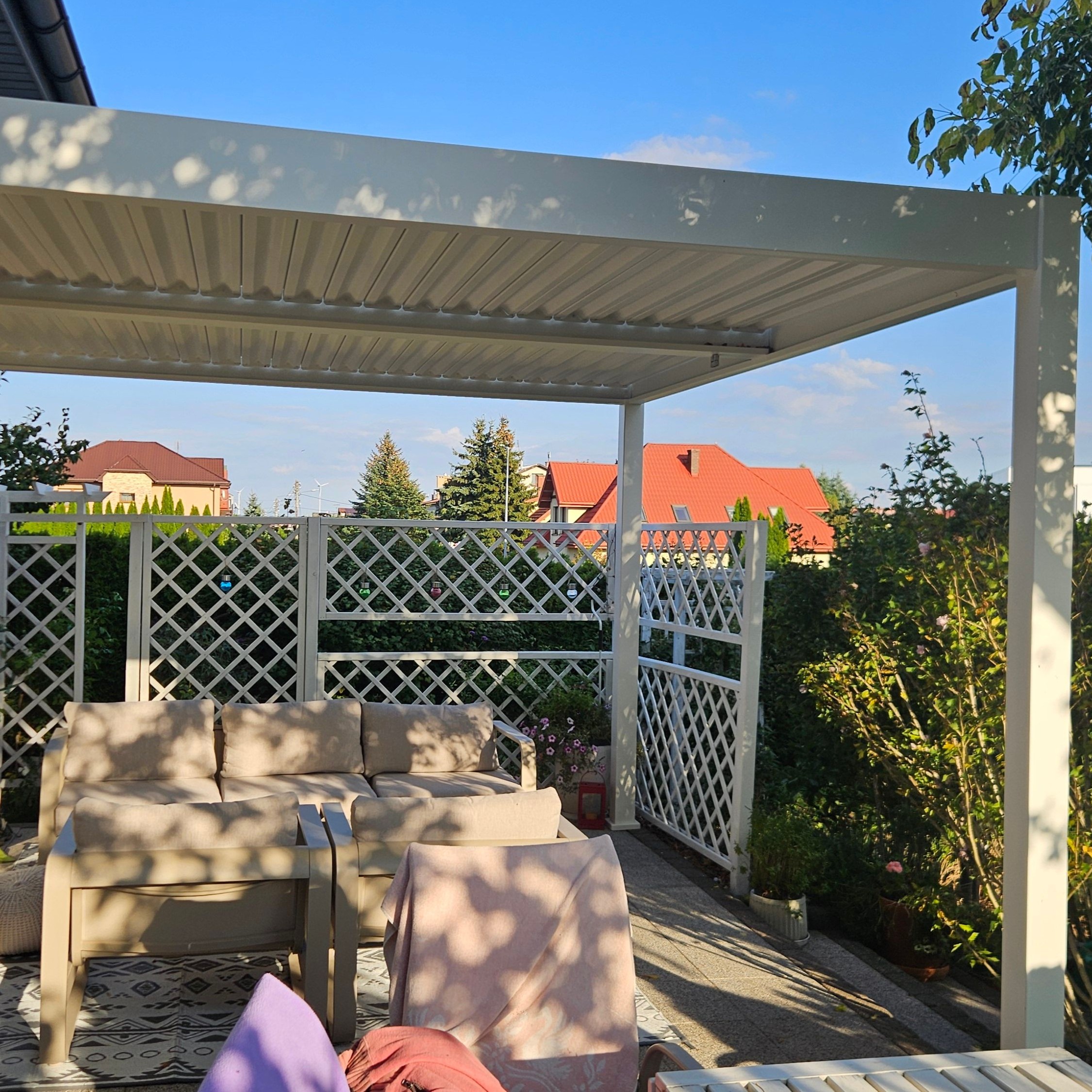 Pergola ogrodowa ELEGANCE DUO 3,6x4 White - Gutroof zdjęcie realizacji 2
