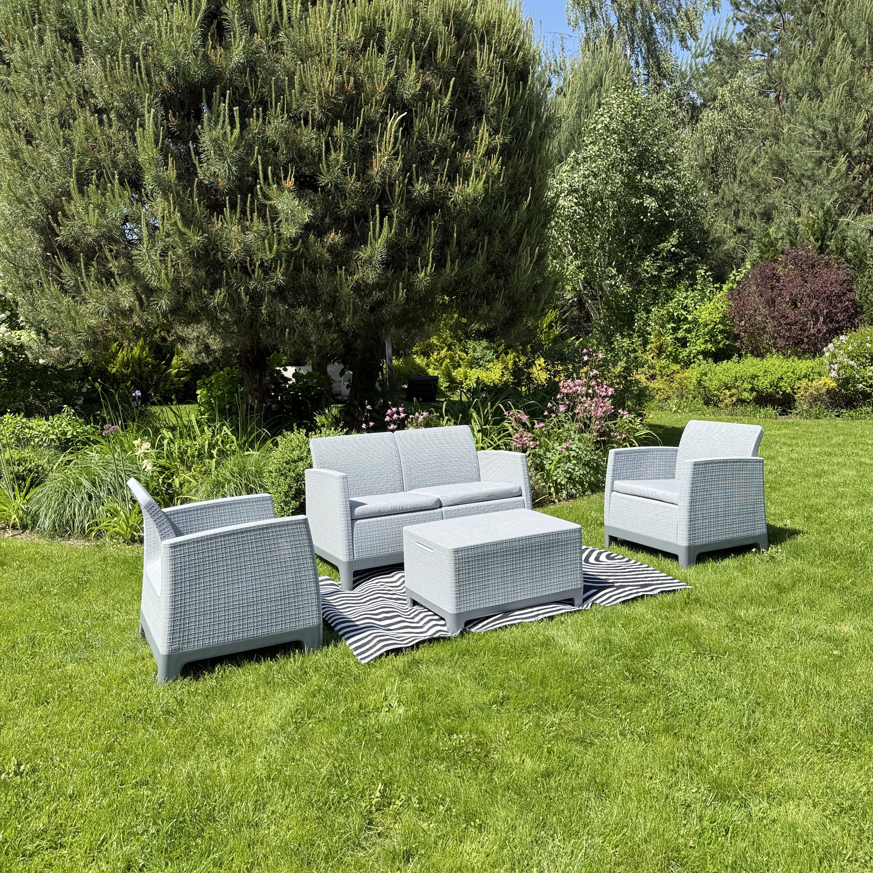 Zestaw tarasowy SCANDI FORMA SET 2 Grey – Keter zdjęcie realizacji 2
