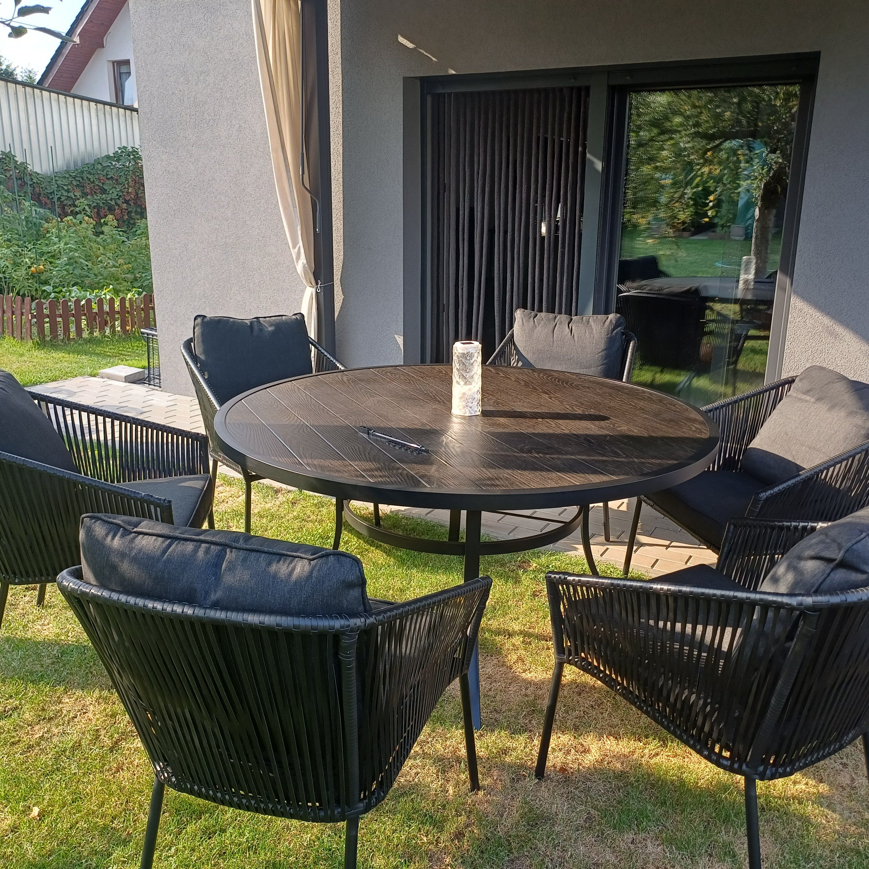Zestaw mebli ogrodowych TAMARA DINING 6+1 Dark Grey - BJORKKA zdjęcie realizacji 1