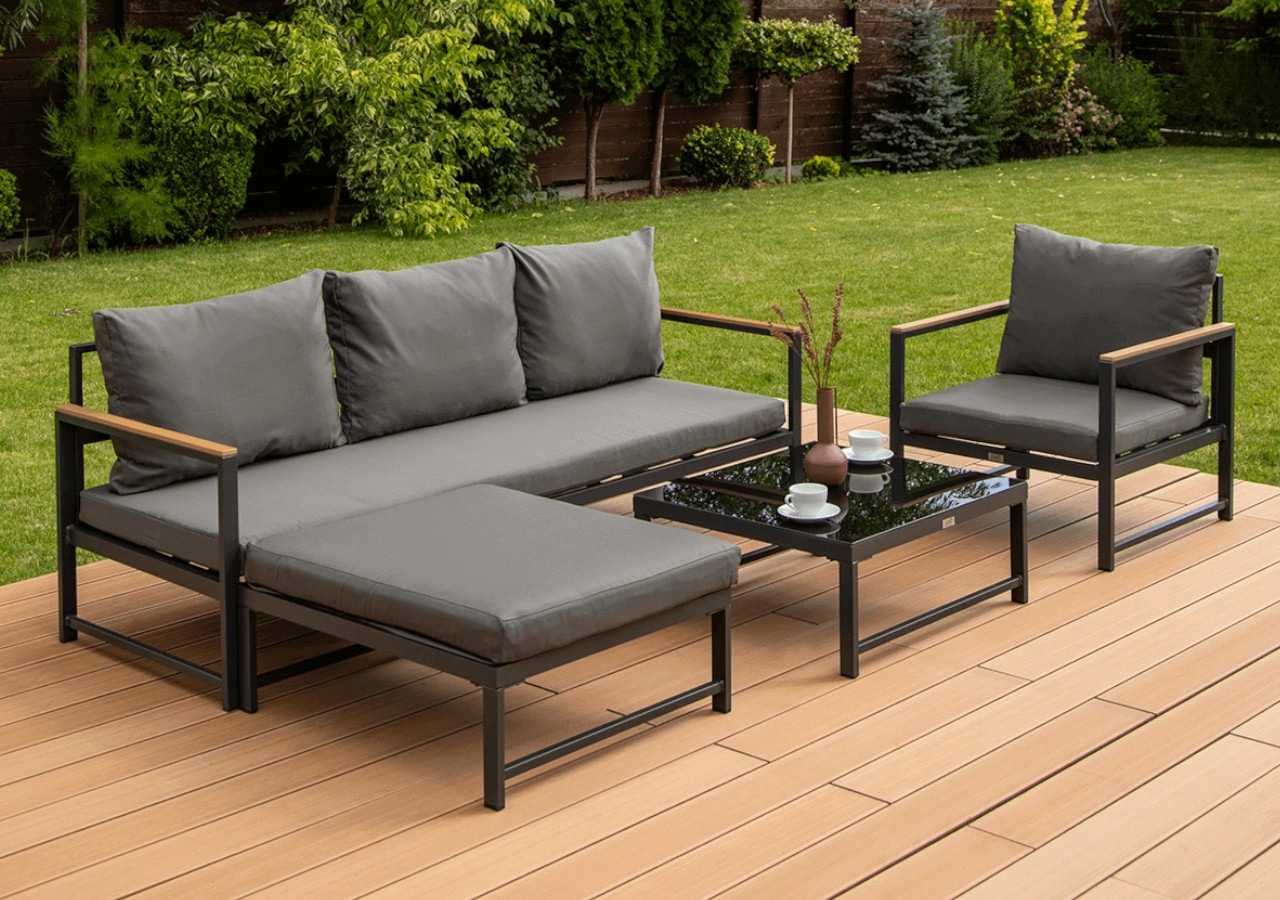 Szary narożnik wraz z fotelami